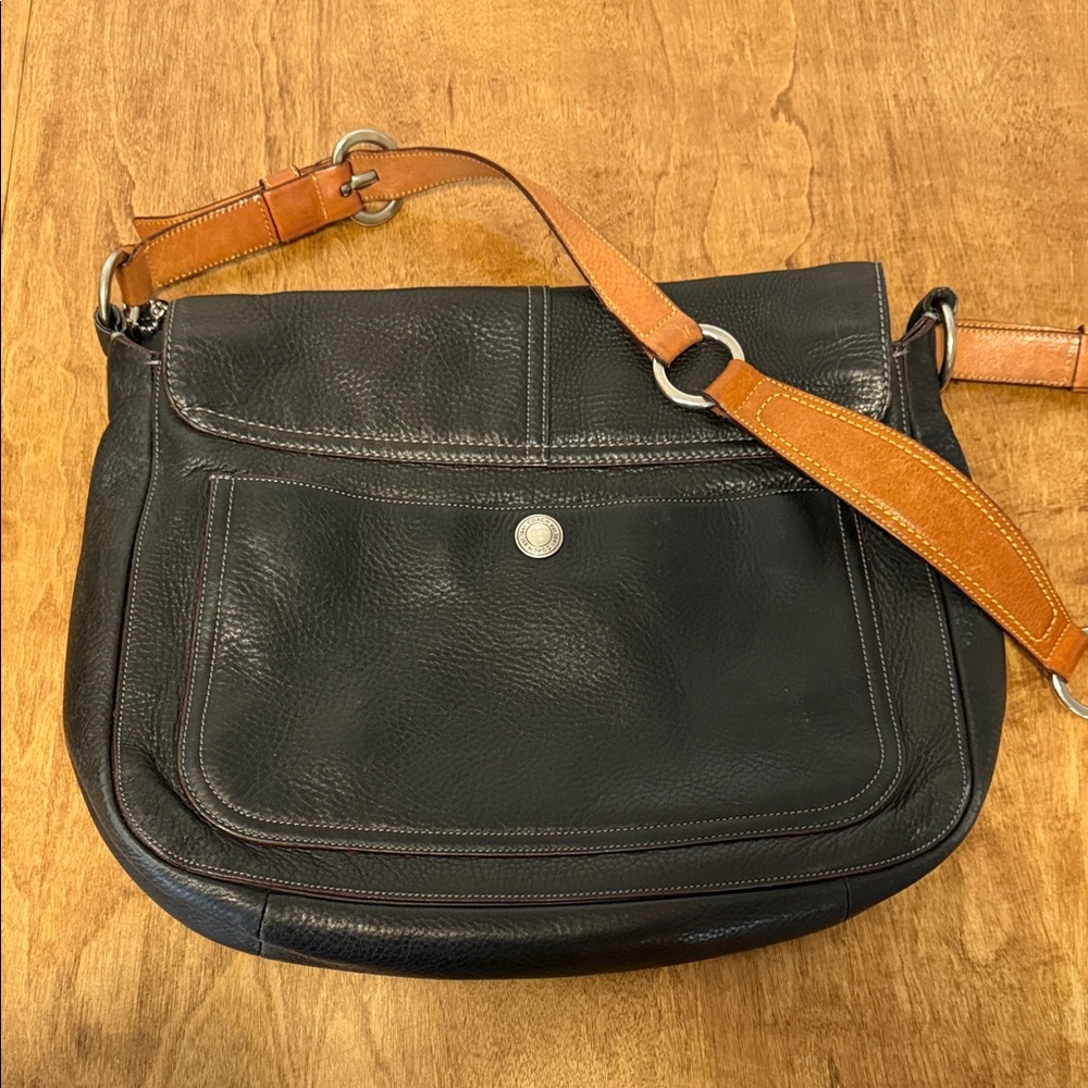 COACH Vintage Black Leather Messenger Bag with Tan Strap and Pink Interior
